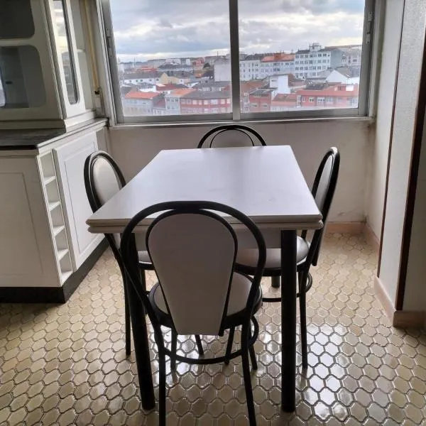 precioso apartamento inferniño，位于费罗尔的酒店