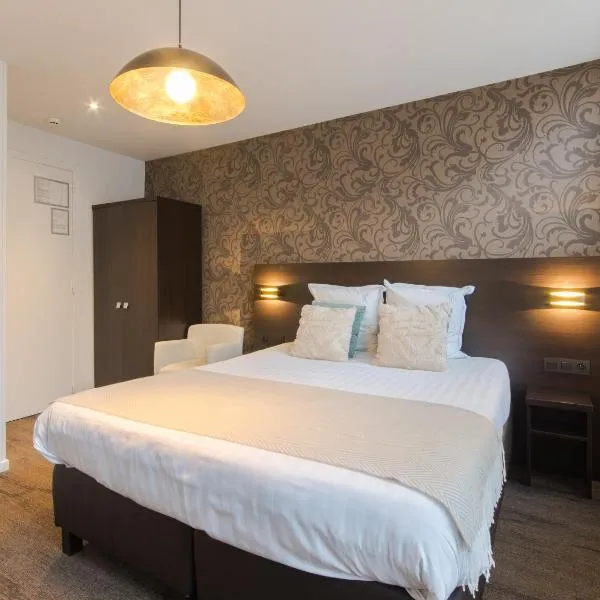 Hotel Kristoffel - Ontbijt inbegrepen，位于米德尔克尔克的酒店