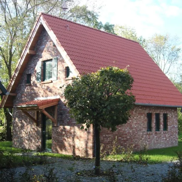 Ferienhaus Lee，位于佩尔沃姆的酒店