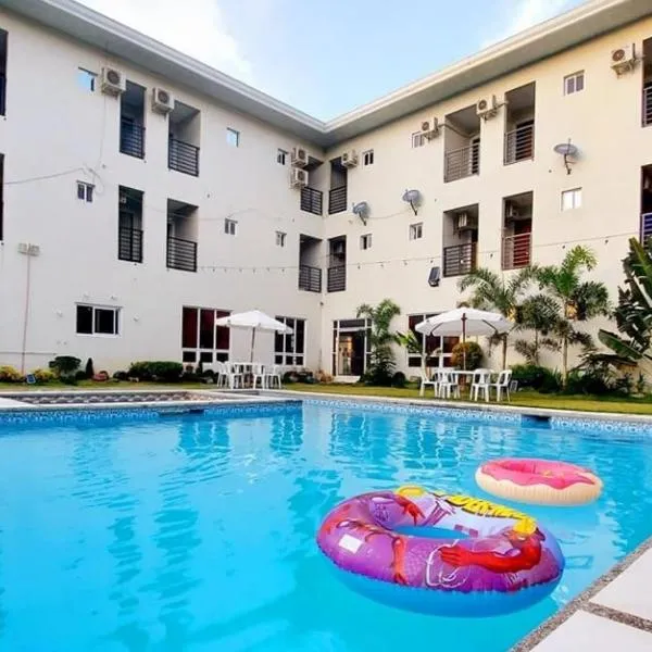 Three M's Hotel and Restaurant，位于帕古普的酒店