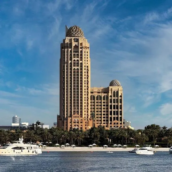 阿加恩罗塔纳酒店 - 迪拜媒体城，位于迪拜的酒店