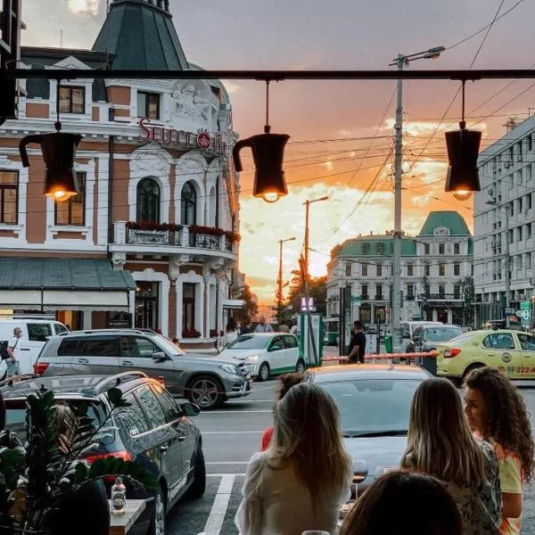 Downtown Suites - Piata Unirii，位于雅西的酒店