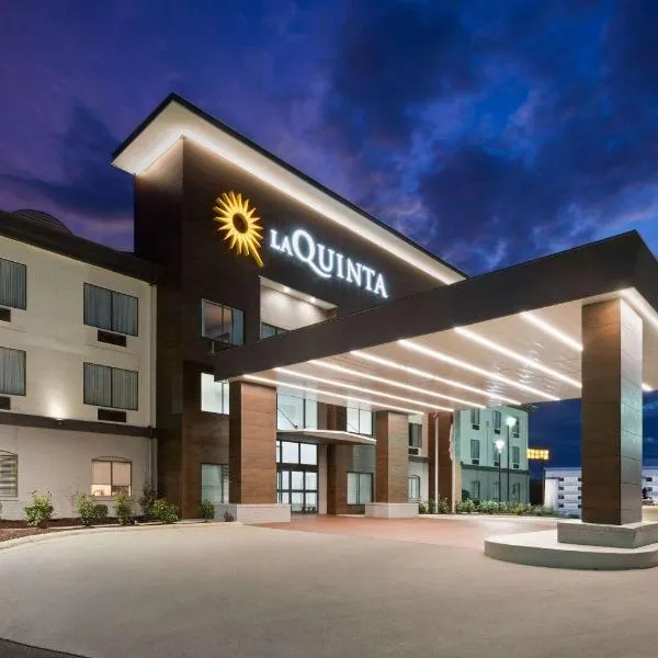 La Quinta Inn & Suites by Wyndham Meridian，位于梅里迪恩的酒店