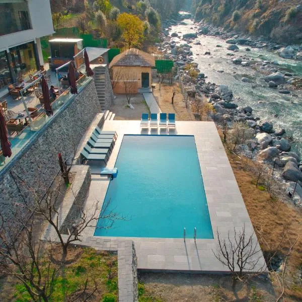 Echor Palm Bliss Riverside Resort & Spa Kasol，位于卡索尔的酒店