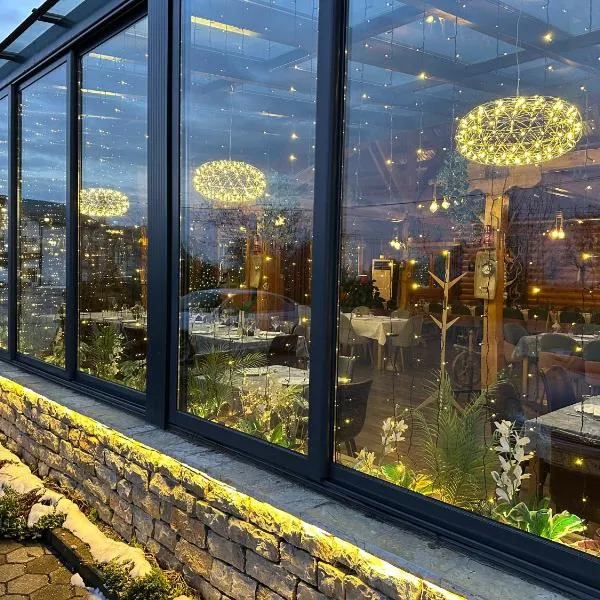 Hotel Antika，位于佩奇的酒店