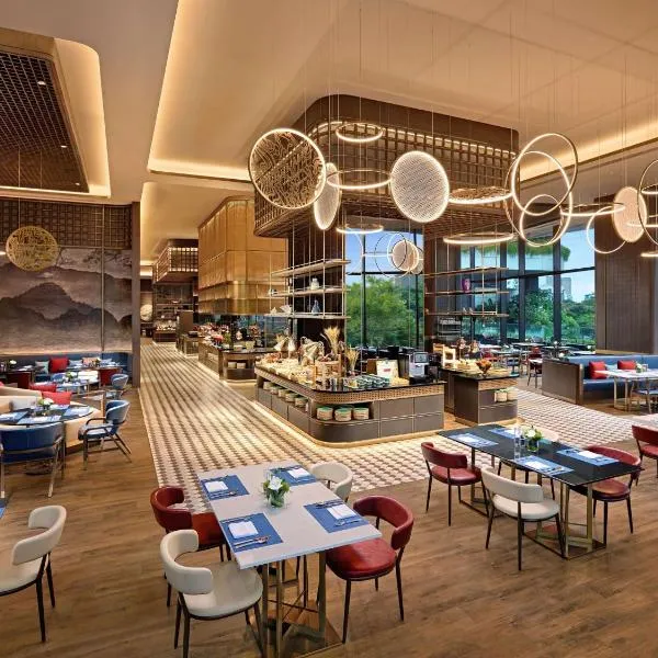 Pullman Hai Phong Grand Hotel，位于海防的酒店