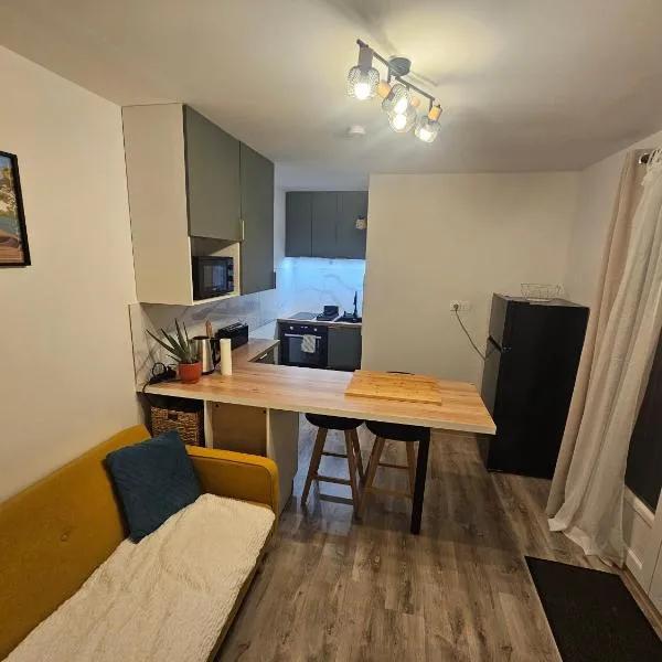 Le Loft du Monchelet, 2 pièces - Saint-Omer，位于Pihem的酒店
