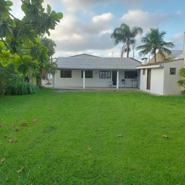 Beira Mar Pontal do Sul，位于巴拉那州蓬塔尔的酒店