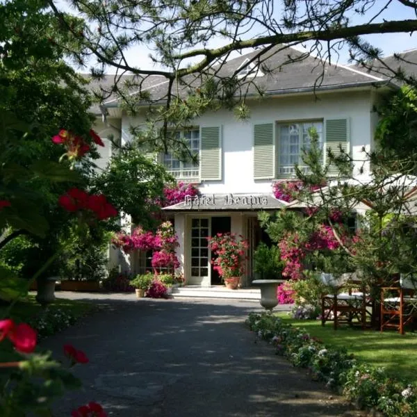 精艺轩酒店，位于Crèvecoeur-sur-lʼEscaut的酒店