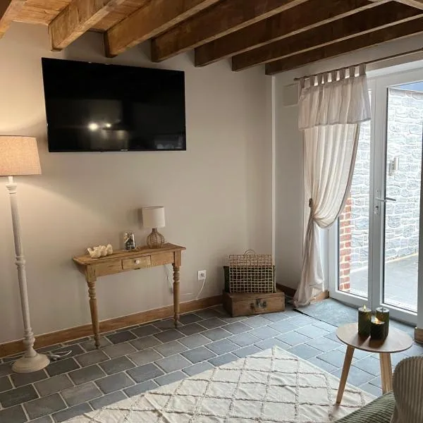 La grange cottage d hôte，位于Landrecies的酒店