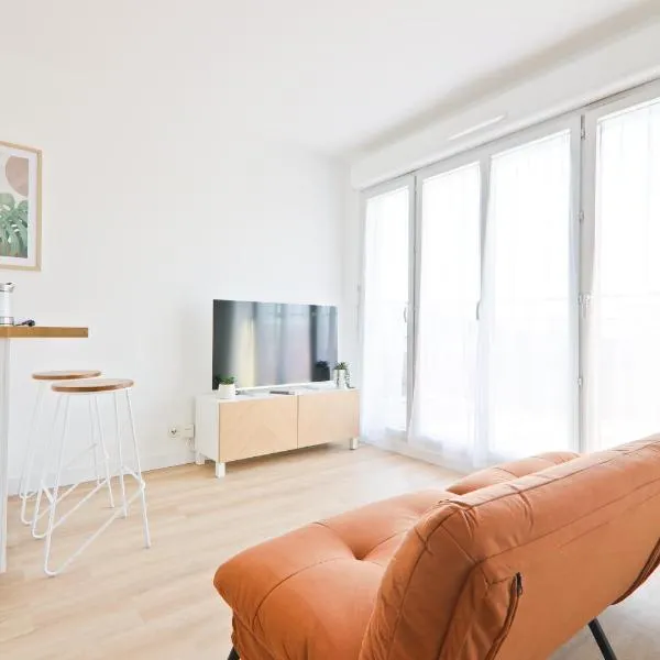 Cozy studio near Paris & Orly，位于塞纳河畔维尼厄的酒店