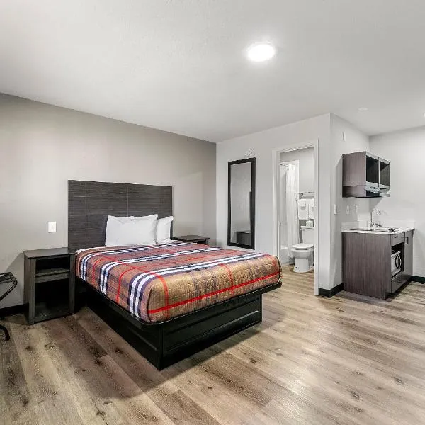 Southern Suites Forest Park GA，位于福里斯特帕克的酒店