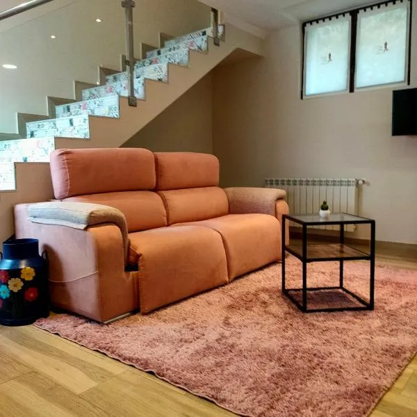 Apartamentos casalola2，位于Elgueras的酒店