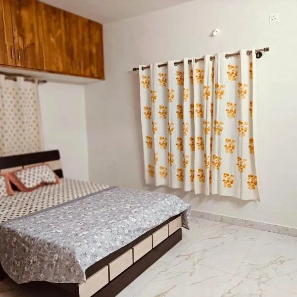 Aarunya Homestay Chitradurga，位于Chitradurga的酒店