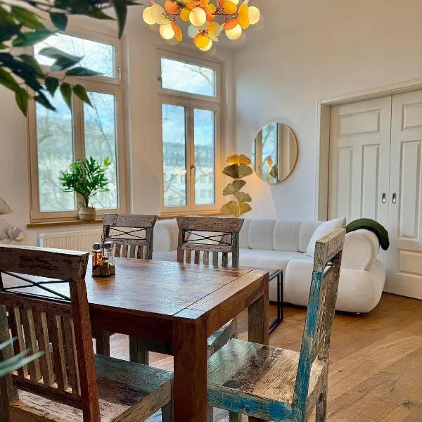 Modernes City-Apartment mit Blick in den Park und 2 Bäder H9，位于奥尔登堡的酒店