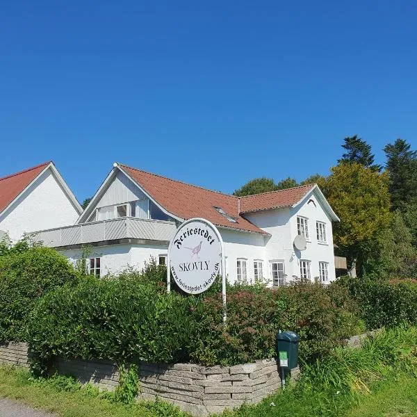 Feriestedet Skovly，位于Klemensker的酒店