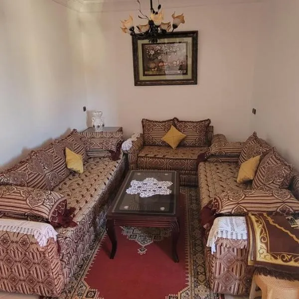 relaxing stay close to the sea Martil，位于迈尔提勒的酒店