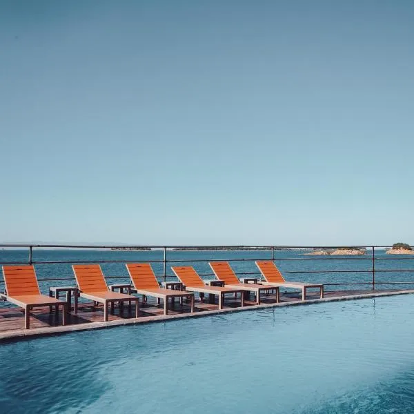 SAVEE BEACH RESORTS,位于希亚丰加的酒店