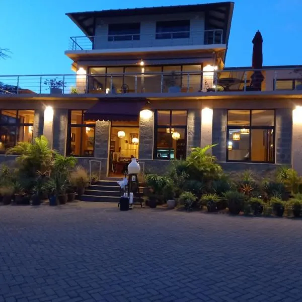 Matteos Italian Restaurant,Bar & Accommodation，位于奈瓦沙的酒店