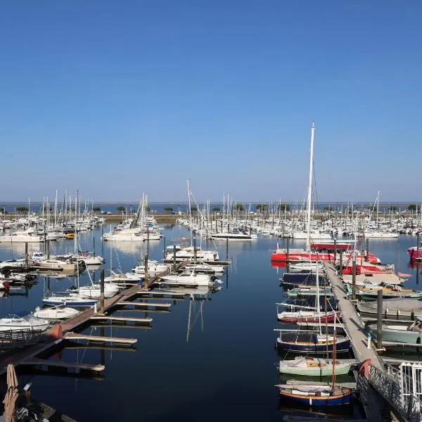 Résidence Les Suites du Port - by Le Saint Ferdinand，位于阿卡雄的酒店