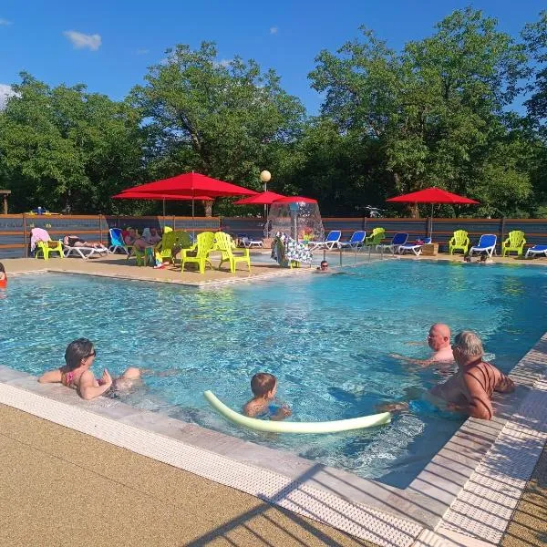 Camping la Plage Lot Vallée de la Dordogne Rocamadour，位于美约尼的酒店