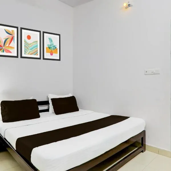 Super Hotel O Indira Nagar，位于Chinhat的酒店