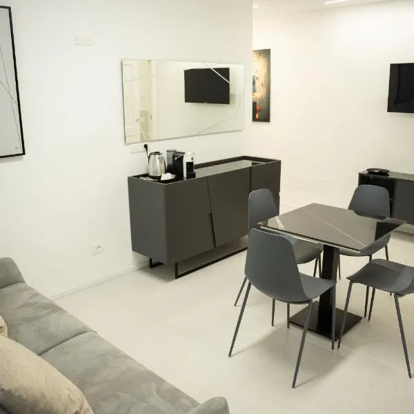 Emme Suite，位于奇斯泰尔纳迪拉蒂纳的酒店
