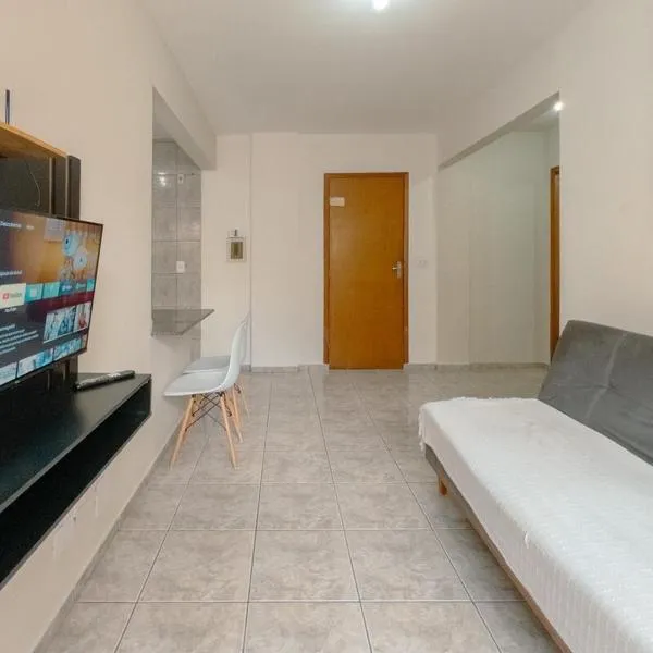 Econômico e Funcional CED105，位于马林加的酒店