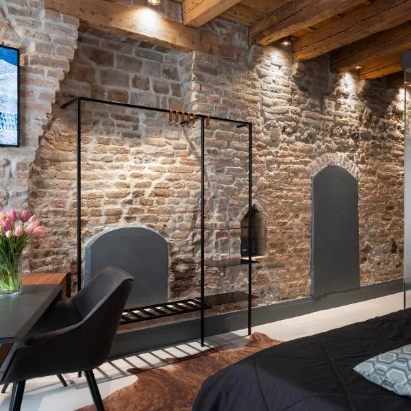 Officine Cavour CASA DEI LEONI Centro Storico Padova，位于帕多瓦的酒店