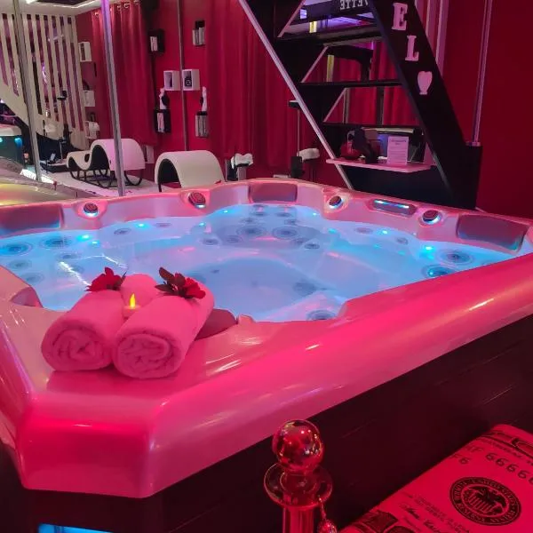 LE QUART D'HEURE AMERICAIN，位于拜约勒的酒店