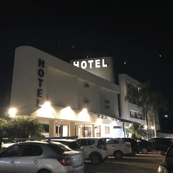 Ipê Hotel Curitiba - Av das Torres，位于库里提巴的酒店