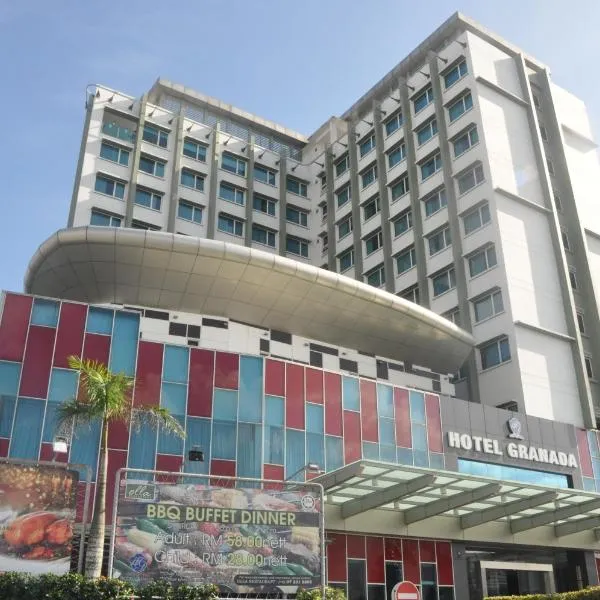 新山格拉纳达酒店，位于Kampong Baharu Ulu Pulai的酒店