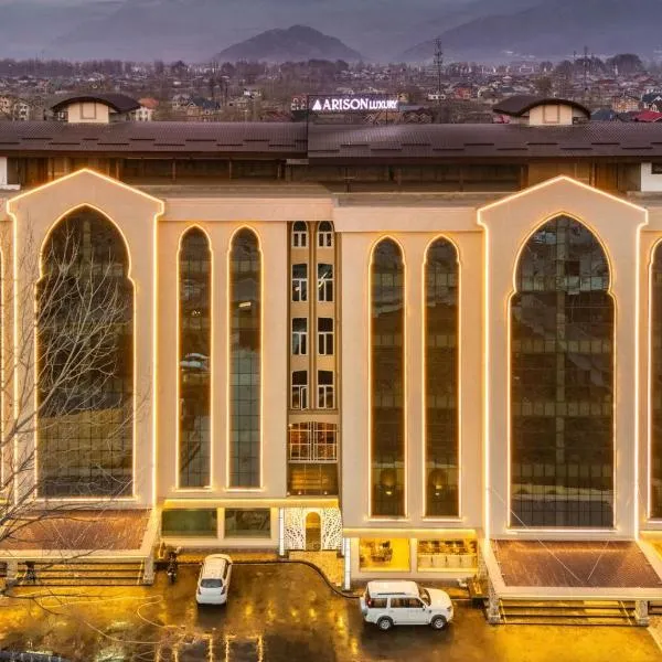 Arison Luxury，位于斯利那加的酒店