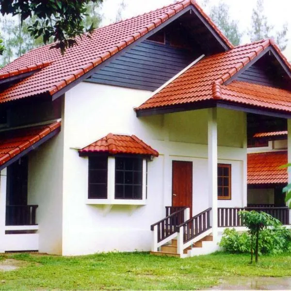 Clearwave resort Chumphon คลีนเวฟ รีสอร์ท，位于Thung Wua Laen Beach的酒店
