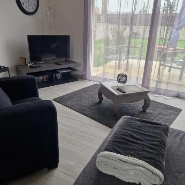 chambre maison 2，位于Cadaujac的酒店