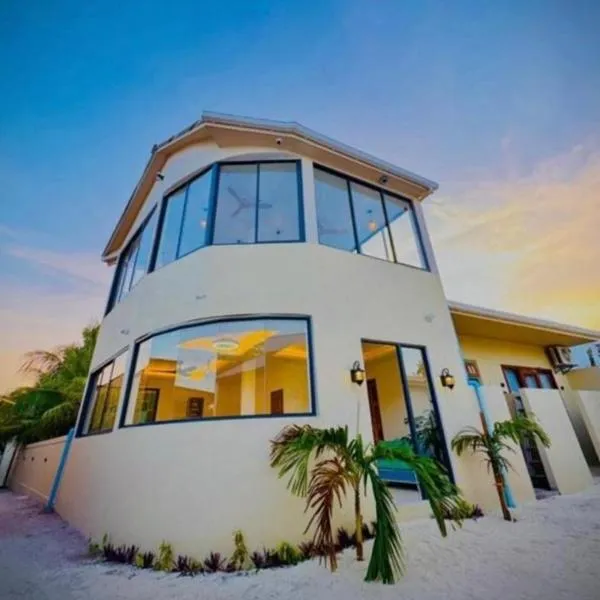 Raakani Dhigurah，位于迪古拉的酒店