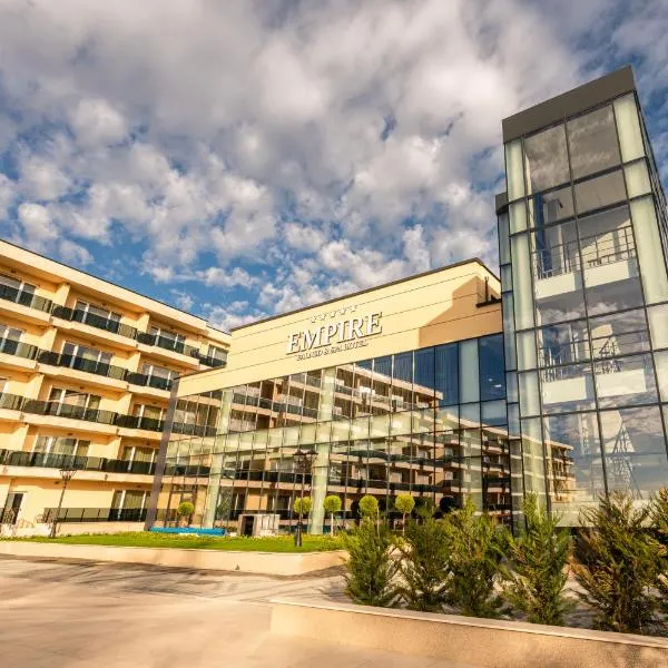 Empire Balneo & Spa Hotel，位于希萨里亚的酒店