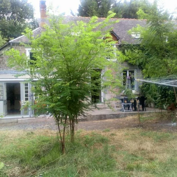 House on La Basse Martinais，位于Saint-Vran的酒店
