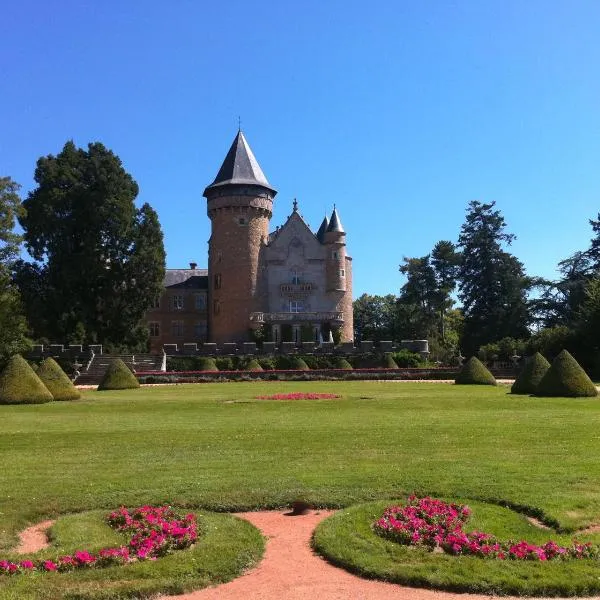 Château de Busset，位于巴萨特的酒店