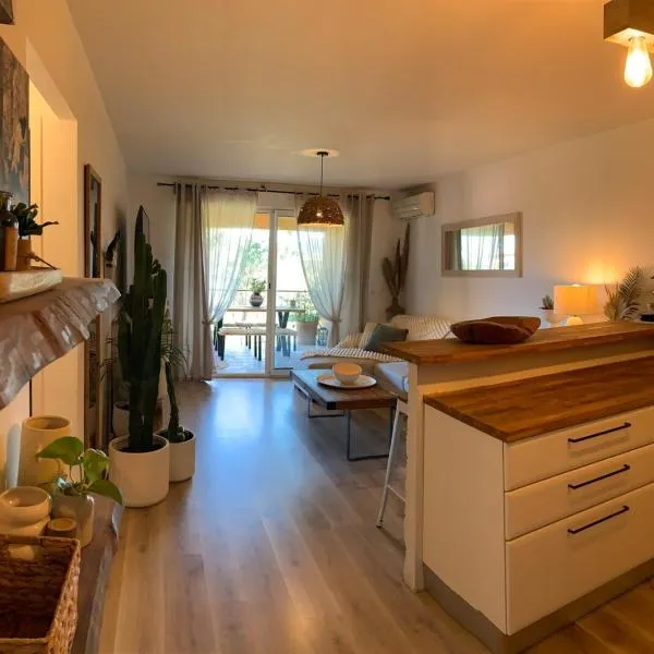 Bel appartement proche aéroport，位于Borgo的酒店