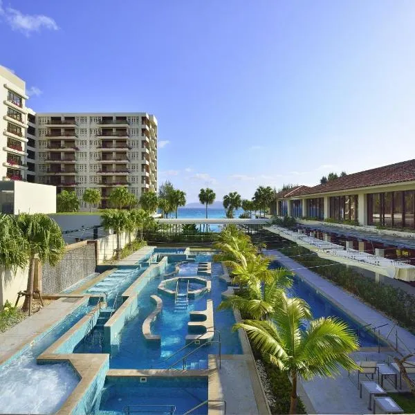 The Terrace Club Wellness Thalasso At Busena，位于名户的酒店