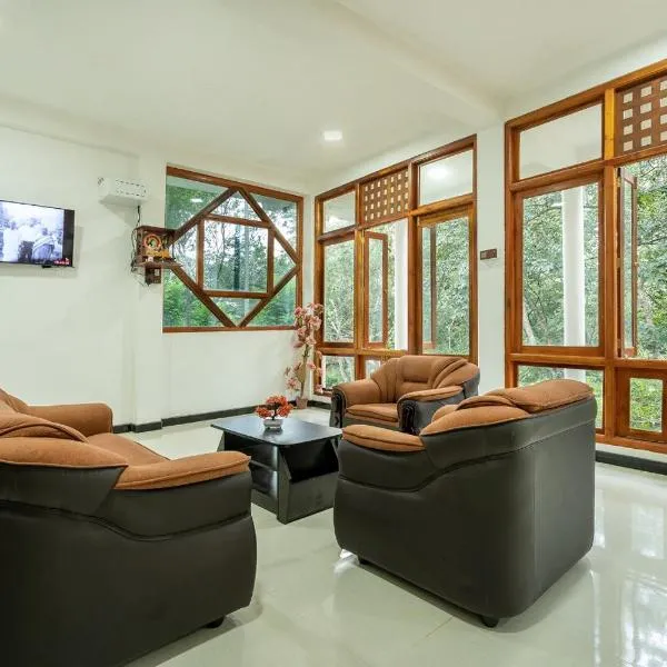 Diyaluma NAS Villa，位于Koslanda的酒店