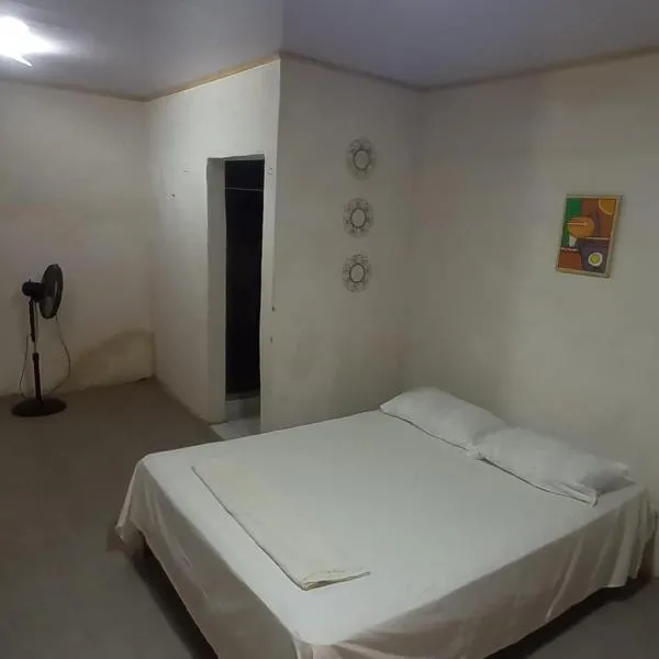 Hostal Brisas del Ometepe Habitación，位于里瓦斯的酒店