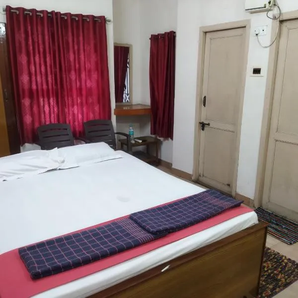 Visvam Guest House，位于马伊拉杜图赖的酒店