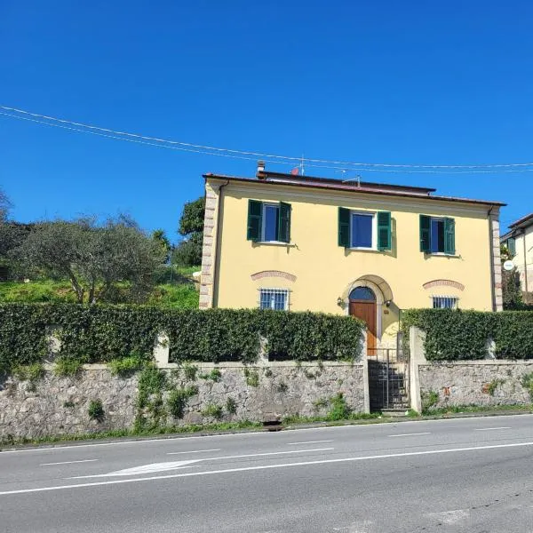 la ciragialla，位于斯培西亚的酒店