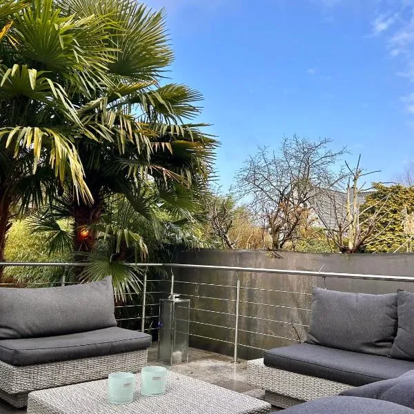 Sonnendeck - Wellness Whirlpool Garden & Grill,125qm，位于梅尔布施的酒店