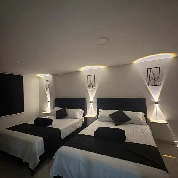 DHG Apartahotel，位于佩雷拉的酒店