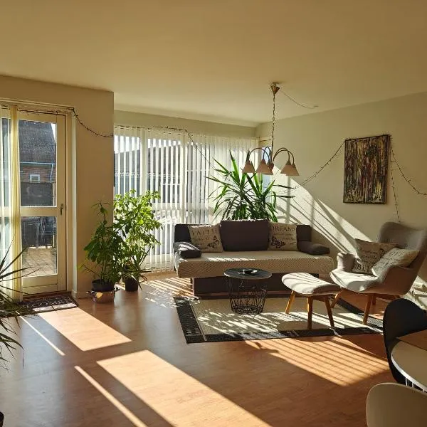 Charming ROOM in a Cozy Home in Stege，位于斯泰厄的酒店