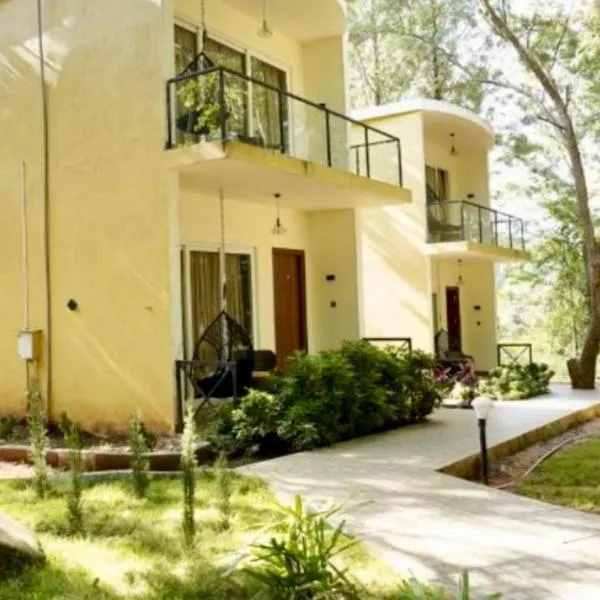 Zeenath Taj Gardens，位于耶拉吉里的酒店