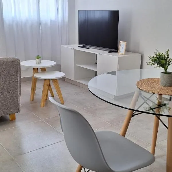 Moderno departamento a estrenar，位于上格拉西亚的酒店